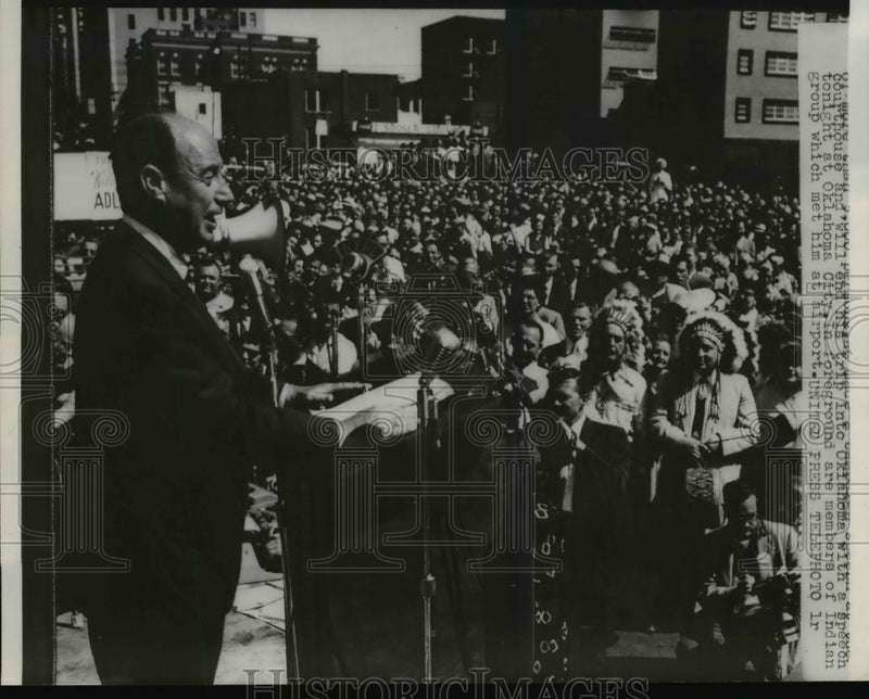 Load image into Gallery viewer, 1956 Press Photo Adlai Stevenson Delivers His Speech At Oklahoma City
