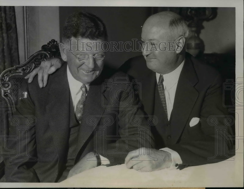 Load image into Gallery viewer, 1935 Press Photo Postmaster General Kelly James Farley And Mayor Edward Kelly
