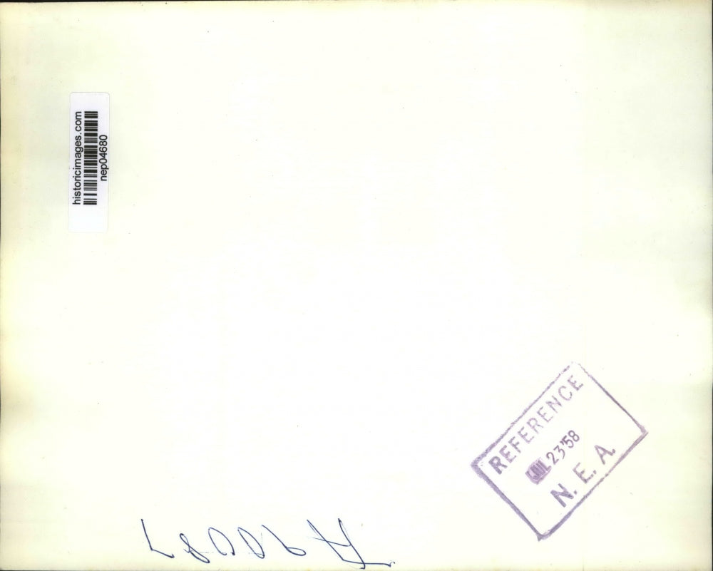 1956 Press Photo Bernard Goldfine Chats With His Two Sons, Maxwell and Solomon