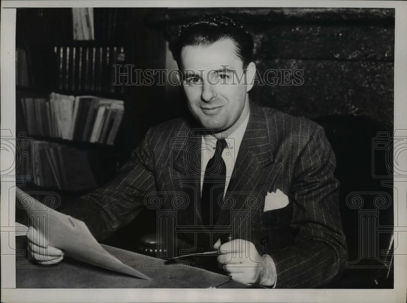 Load image into Gallery viewer, 1937 Press Photo Nathan Sobel Has Been Appointed As The New Counsel - nep04682
