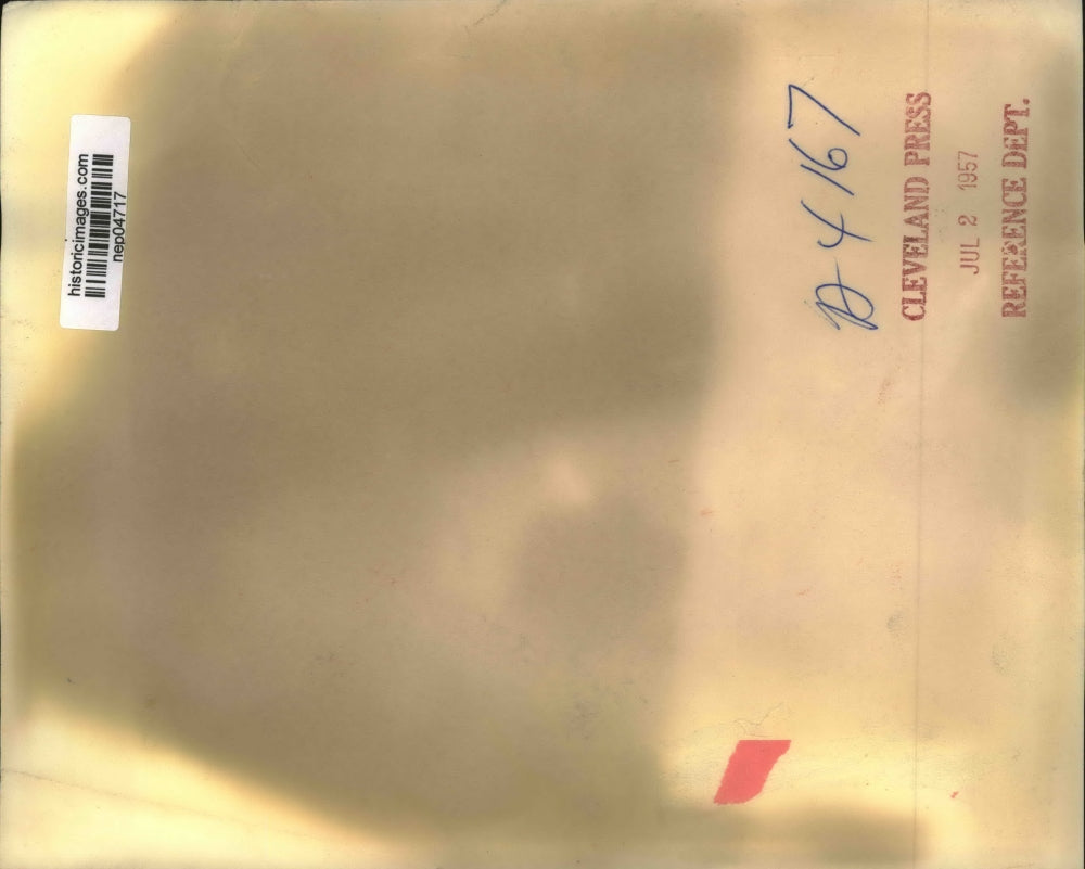 1957 Press Photo Re. Sisk And Harlan Hagen Present A Lamb to Sam Rayburn