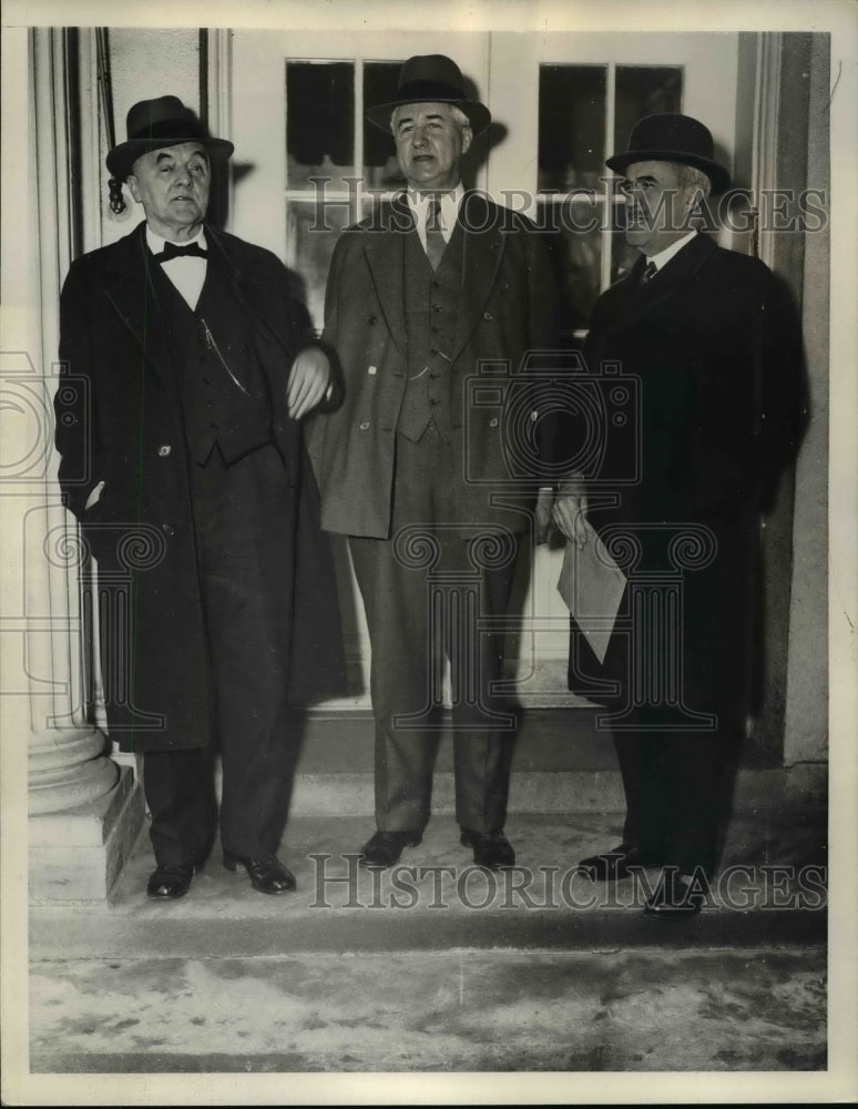 1936 Press Photo Leaders Pictured Leaving The White House - nep04803
