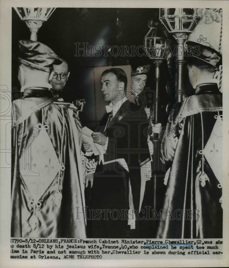 Load image into Gallery viewer, 1951 Press Photo Pierre Chevallier Was Shot To Death By His Jealous Wife
