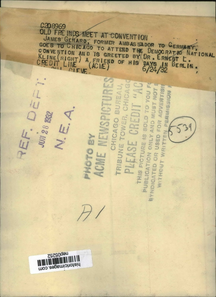 1932 Press Photo James Gerard Is Greeted By Dr. Ernest Kline. - nep05252