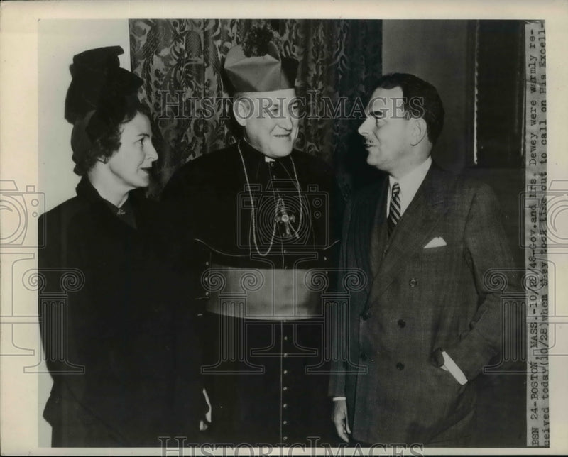 Load image into Gallery viewer, 1948 Press Photo Gov. and Mrs. Dewey Were Warmly Greeted By His Excellency
