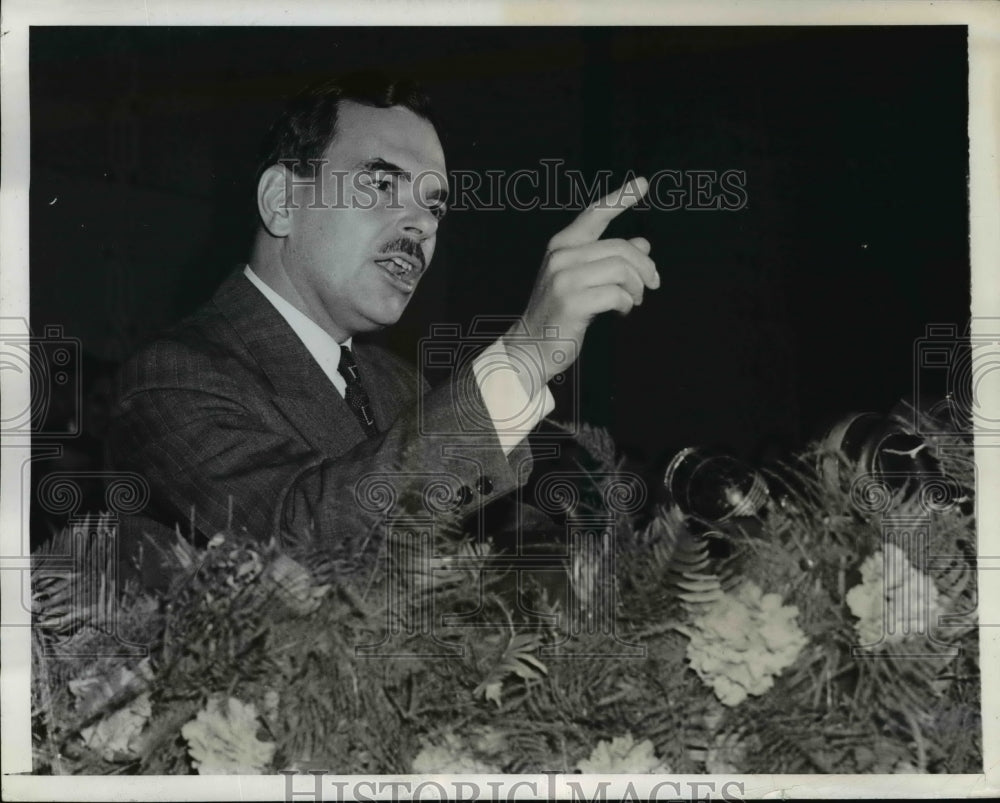 1944 Press Photo Gov. Thomas Dewey Delivers A Speech - nep05407