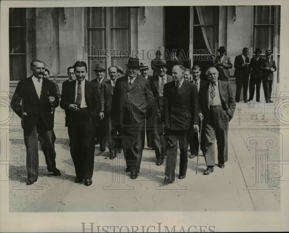 1938 Press Photo French Labor leaders leave Ministry of War after Conference- Historic Images