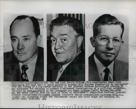 1955 Press Photo Edgar E. Hoppe fired by O. Gordon Delk, Jr. & T.Coleman Andrews