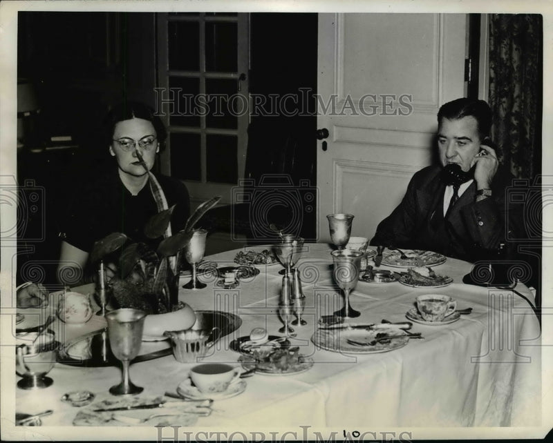 Load image into Gallery viewer, 1938 Press Photo Governor A.B. Chandler of Kentucky on Phone at Dinner Table
