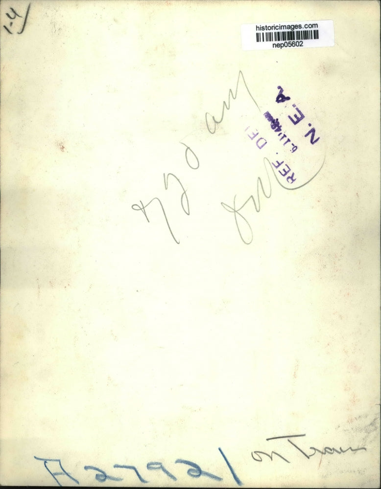 1948 Press Photo Harry S. Truman Aboard Train at Union Station, Washington, D.C.