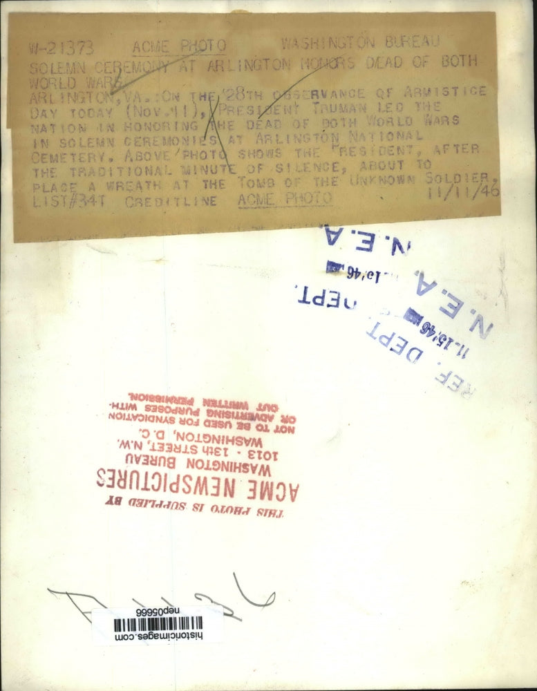 1946 Press Photo Harry S. Truman at Arlington National Cemetery, Armistice Day