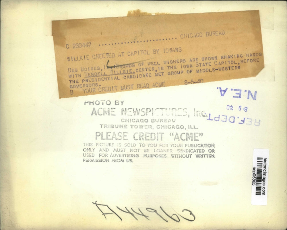 1940 Press Photo Wendell Willkie Greeted in Iowa State Capitol - nep05805