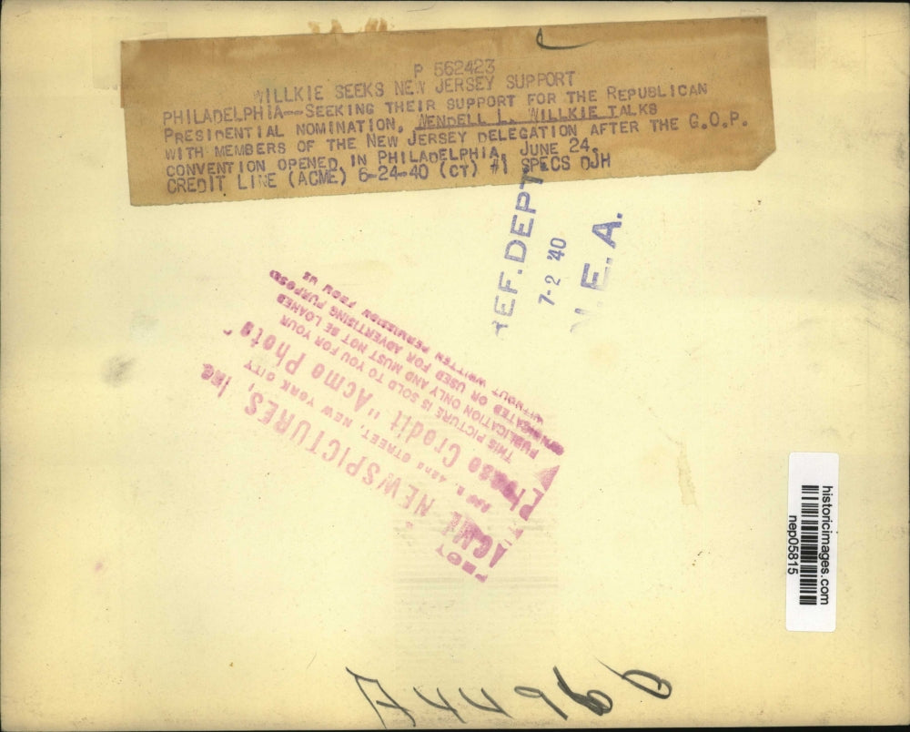 1940 Press Photo Wendell Willkie with New Jersey Delegates in Philadelphia