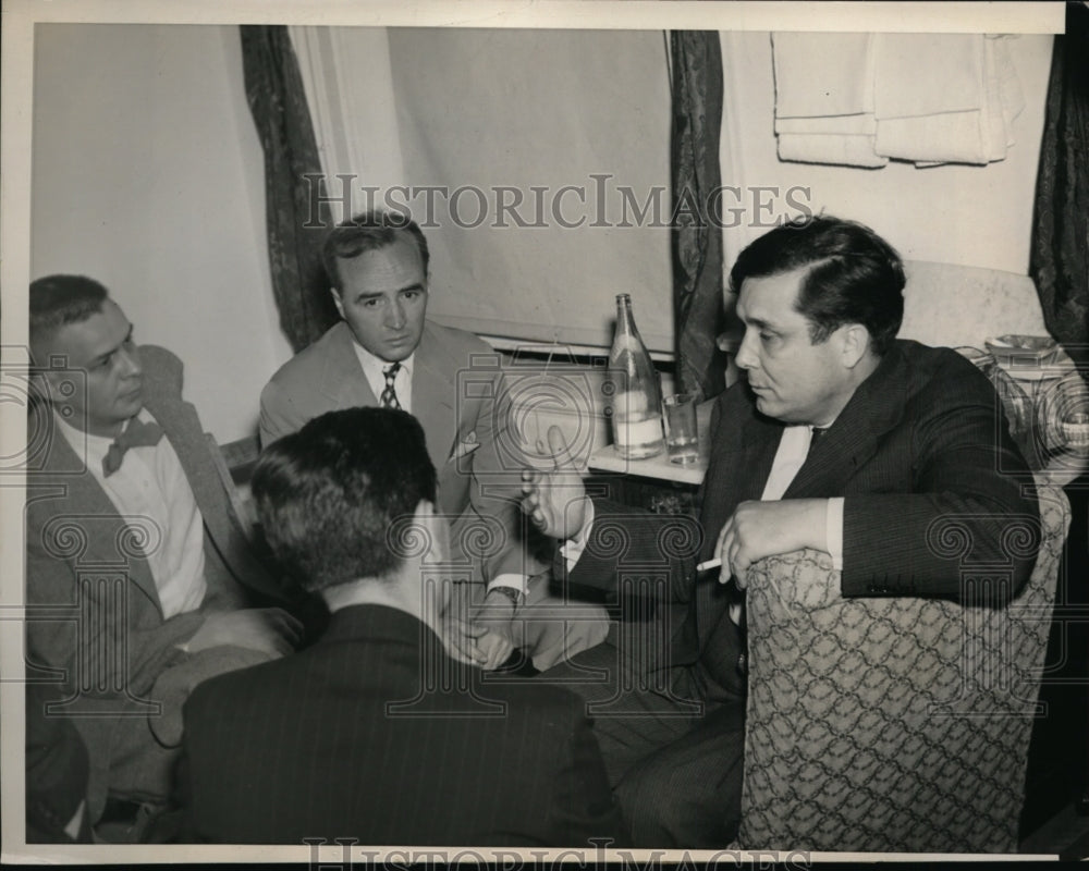 1940 Press Photo Wendell Willkie in Press Conference, Denver, Colorado