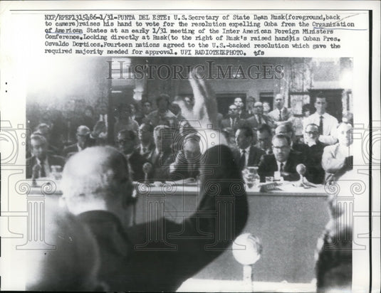 1952 Press Photo US Secretary of State Dean Rusk Voting on Resolution