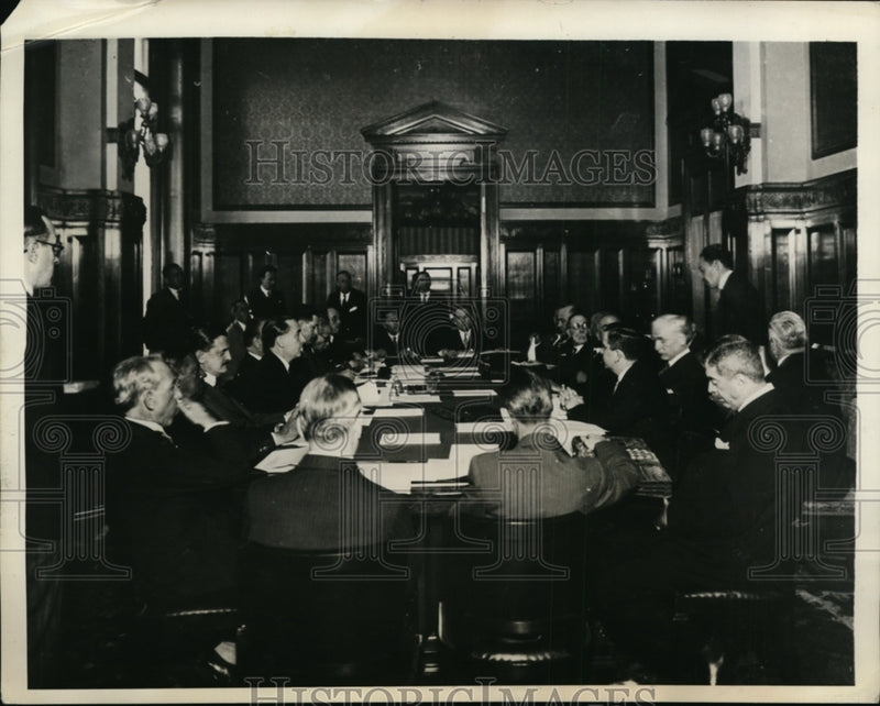 Load image into Gallery viewer, 1933 Press Photo 7th Pan American Conference Committee in Montevideo Uruguay
