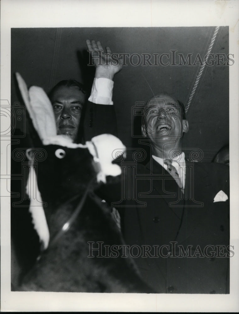 1952 Press Photo Gov Adlai Stevenson Criticizes Republican Party at Convention