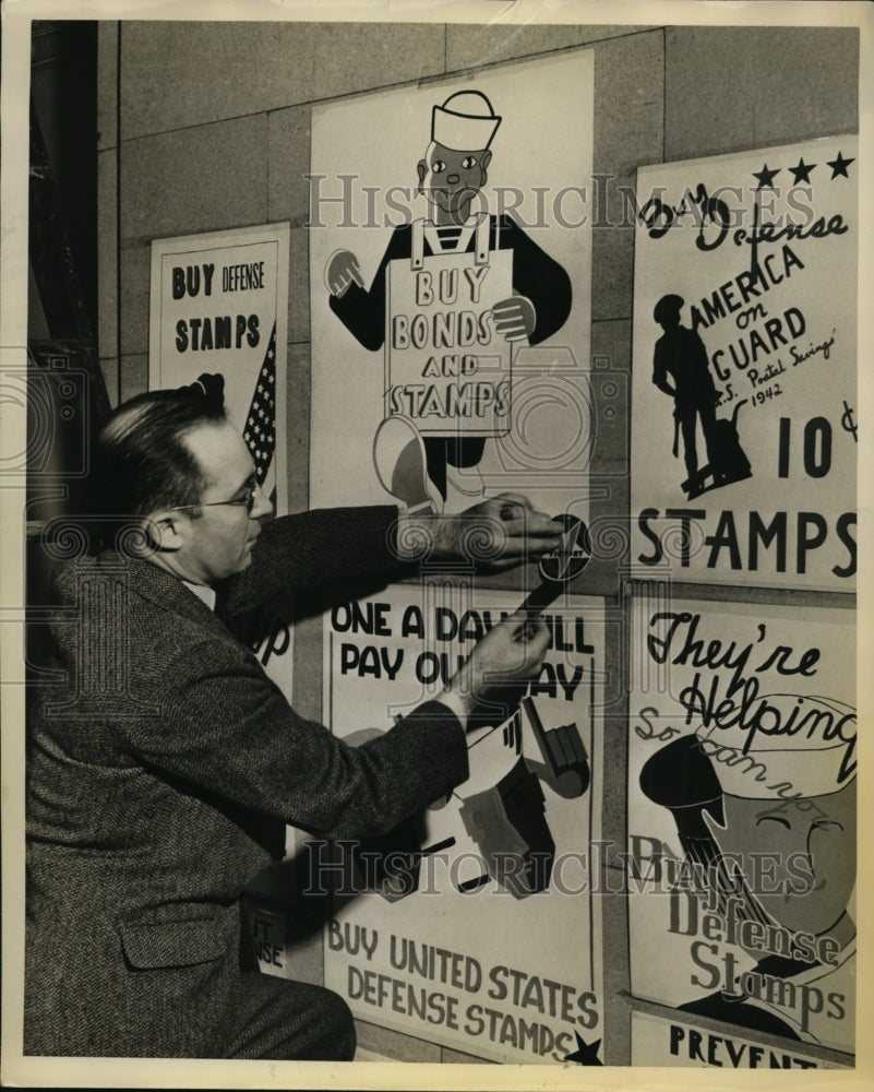 1942 Press Photo American Legion All-Chicago School Poster Art Contest