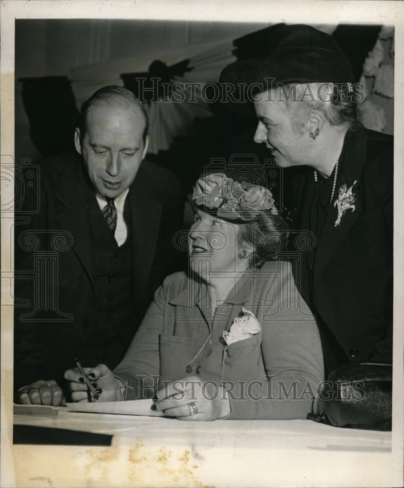 1945 Press Photo Herbert Brownell Kept GOP National Chairman in Indianapolis