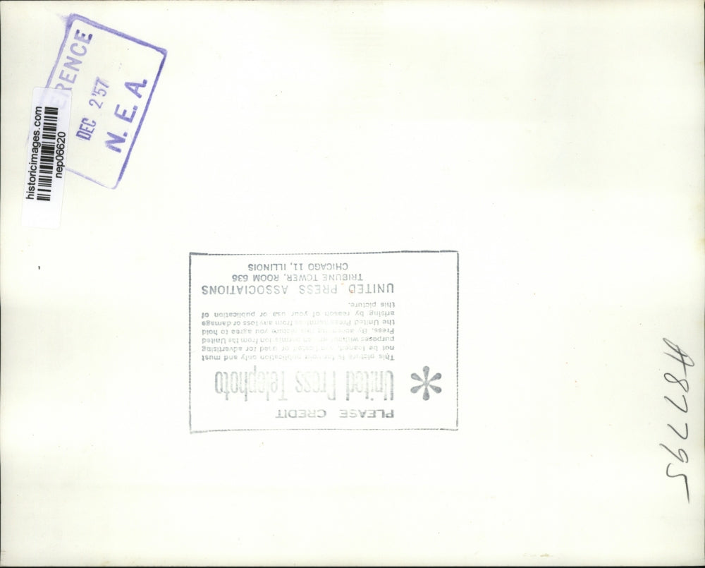 1957 Press Photo Trevor Gardner Asst Secretary of USAF & Robert Dechert in DC