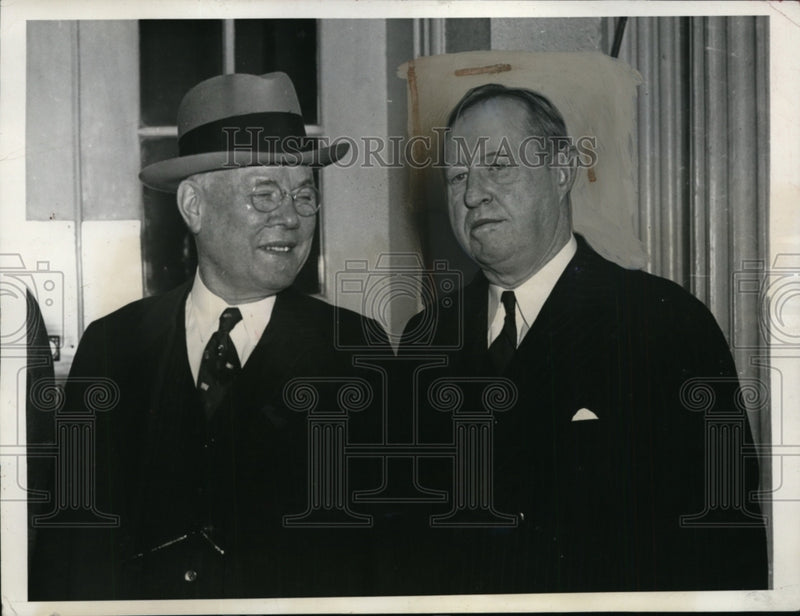 Load image into Gallery viewer, 1937 Press Photo AFL president William Green &amp; Harry Bates call at White House
