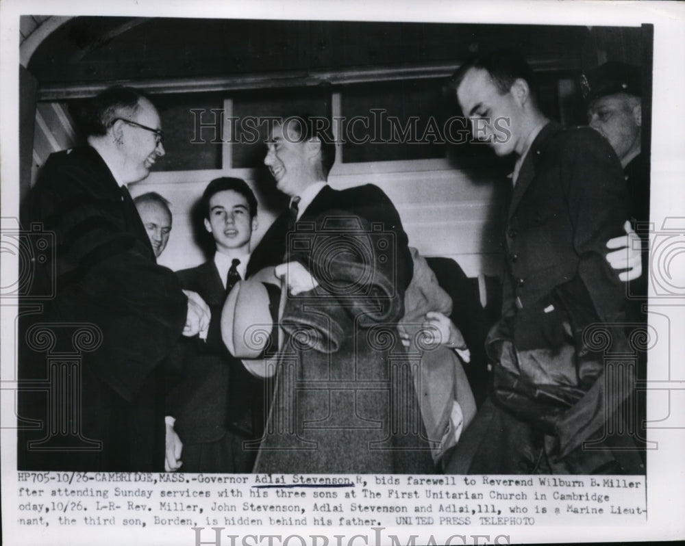1952 Press Photo Governor Adlai Stevenson, Rev Wilburn Miller in MA - nep06754