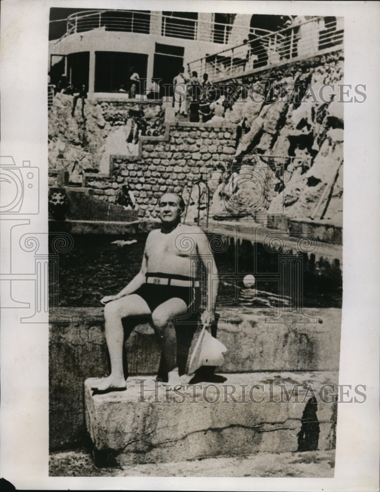 1935 Press Photo Ambassador James W. Gerard Swimming at Cap D'Antibes, France