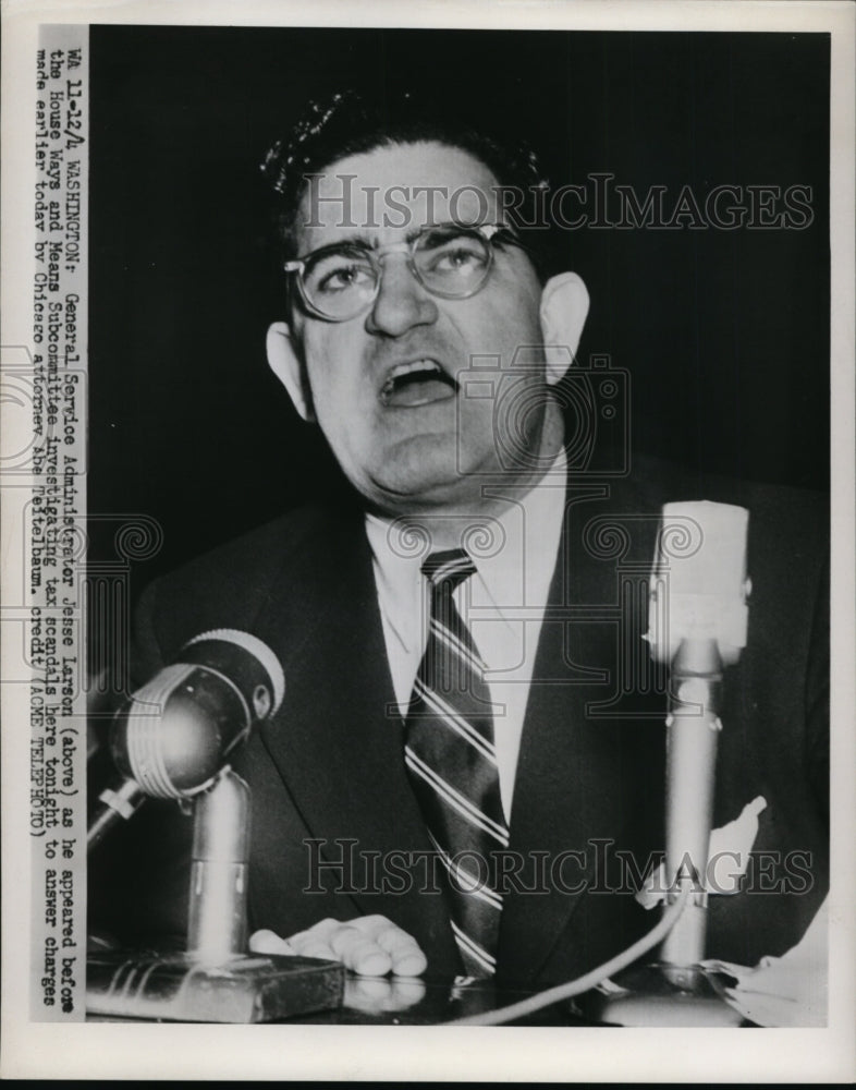 1951 Press Photo Jesse Larson at House Ways & Means Investigation, Washington