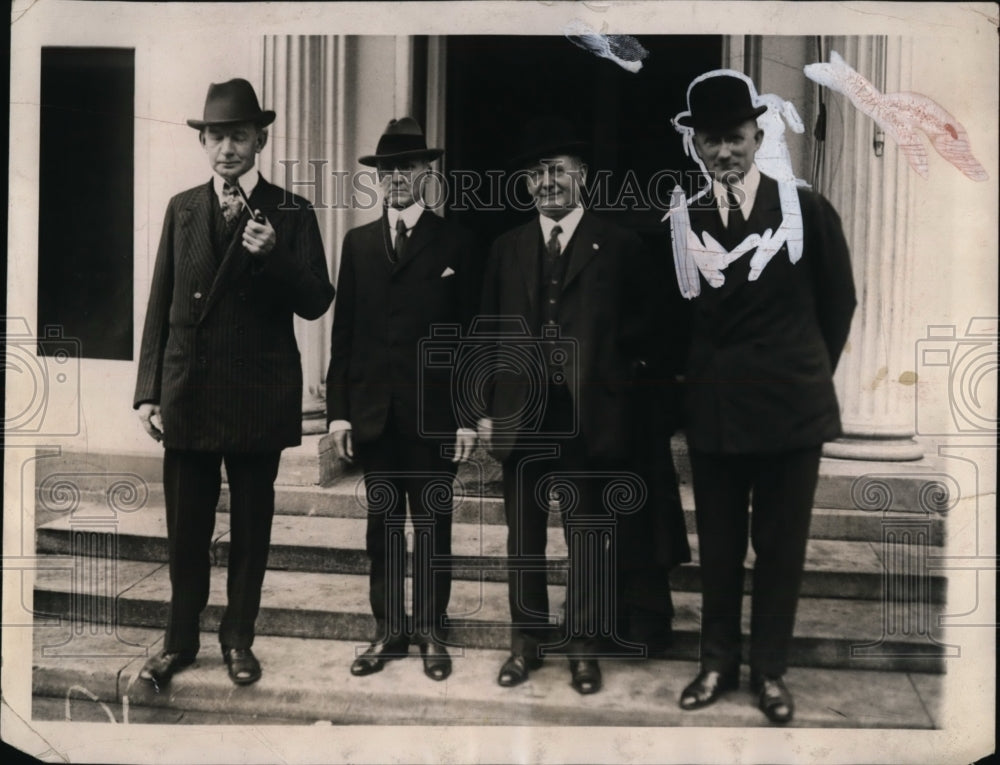 1922 Press Photo President Warren Harding Invites Bankers to White House Dinner