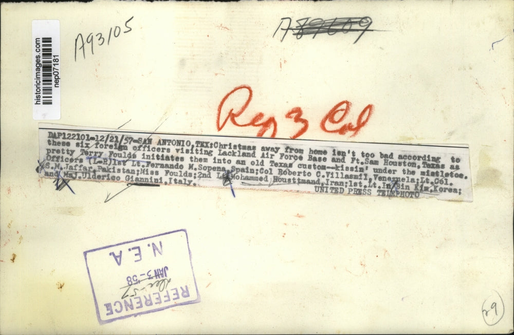 1957 Press Photo Terry Foulds Under Mistletoe at Lackland Air Force Base, Texas