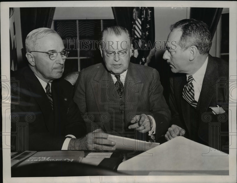 Load image into Gallery viewer, 1947 Press Photo President Harry S. Truman, Warren Austin &amp; Dean Acheson
