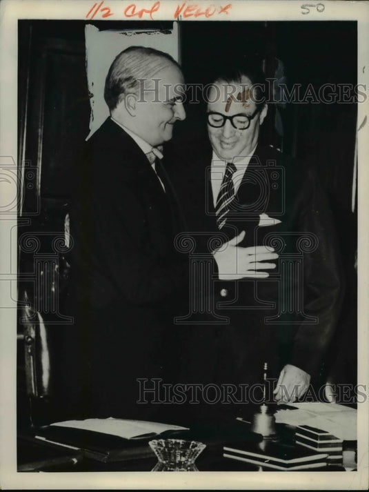 1956 Press Photo Luis Batlle Berres Transerring Ruling Power to New President