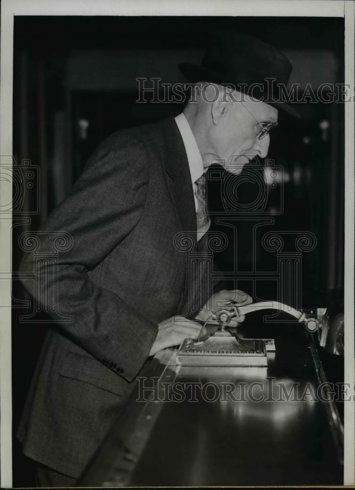1938 Press Photo Dr Arthur E Morgan deposed chairman of the TVA - nep07609