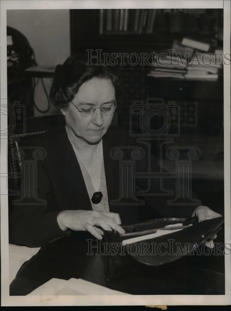 1938 Press Photo Lela Leeth, Accused Robert S. Cummings of Stealing Her Purse
