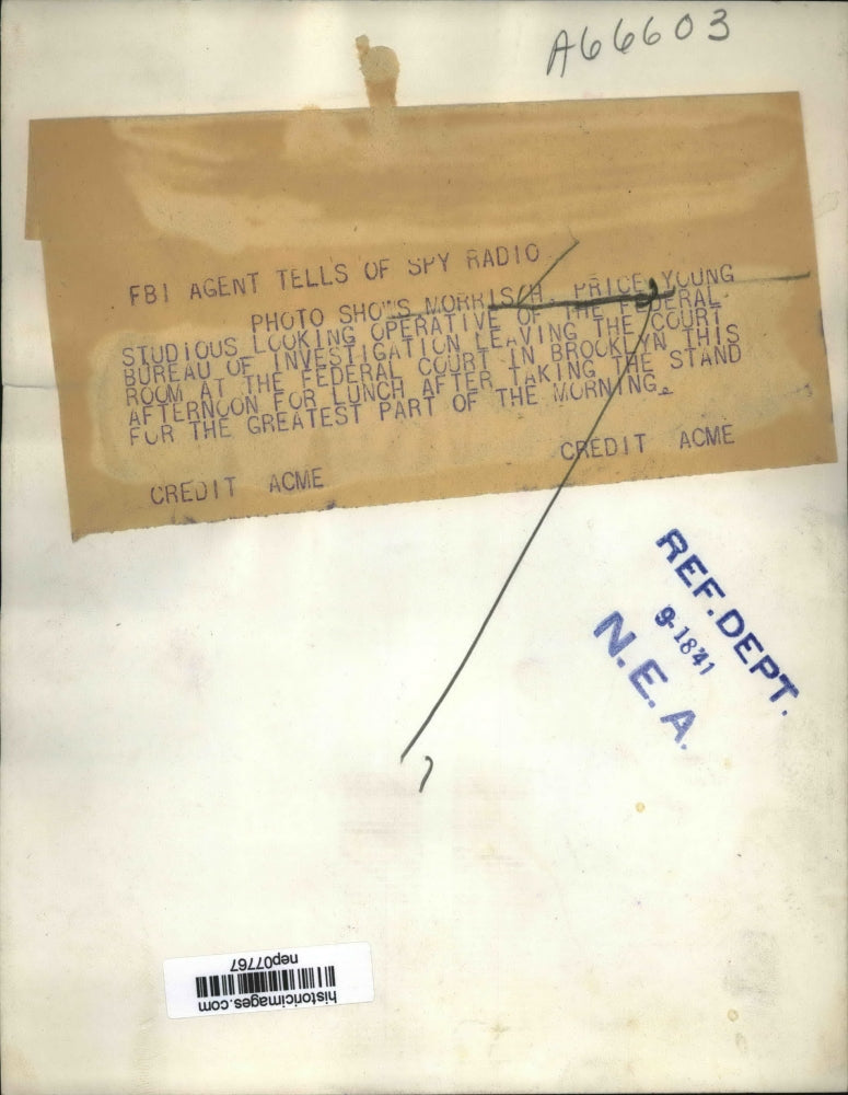 1941 Press Photo Morris Price FBI in Brooklyn Federal Court - nep07767