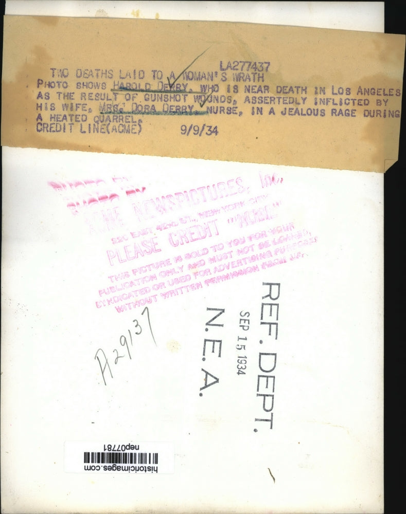 Load image into Gallery viewer, 1934 Press Photo Harold Derry, Shot by Wife Dora Derry, Los Angeles - nep07781
