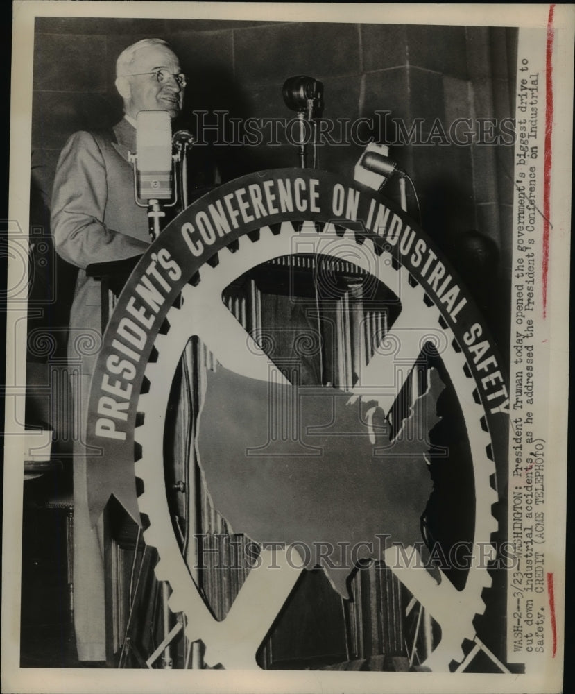1949 Press Photo President Harry Truman Speaks @ Conference on Industrial Safety