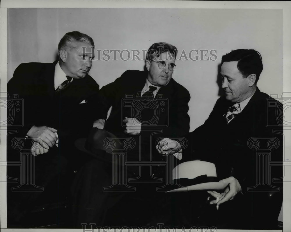 1937 Press Photo Members of Central Labor Council in L.A. D.A.'s Office