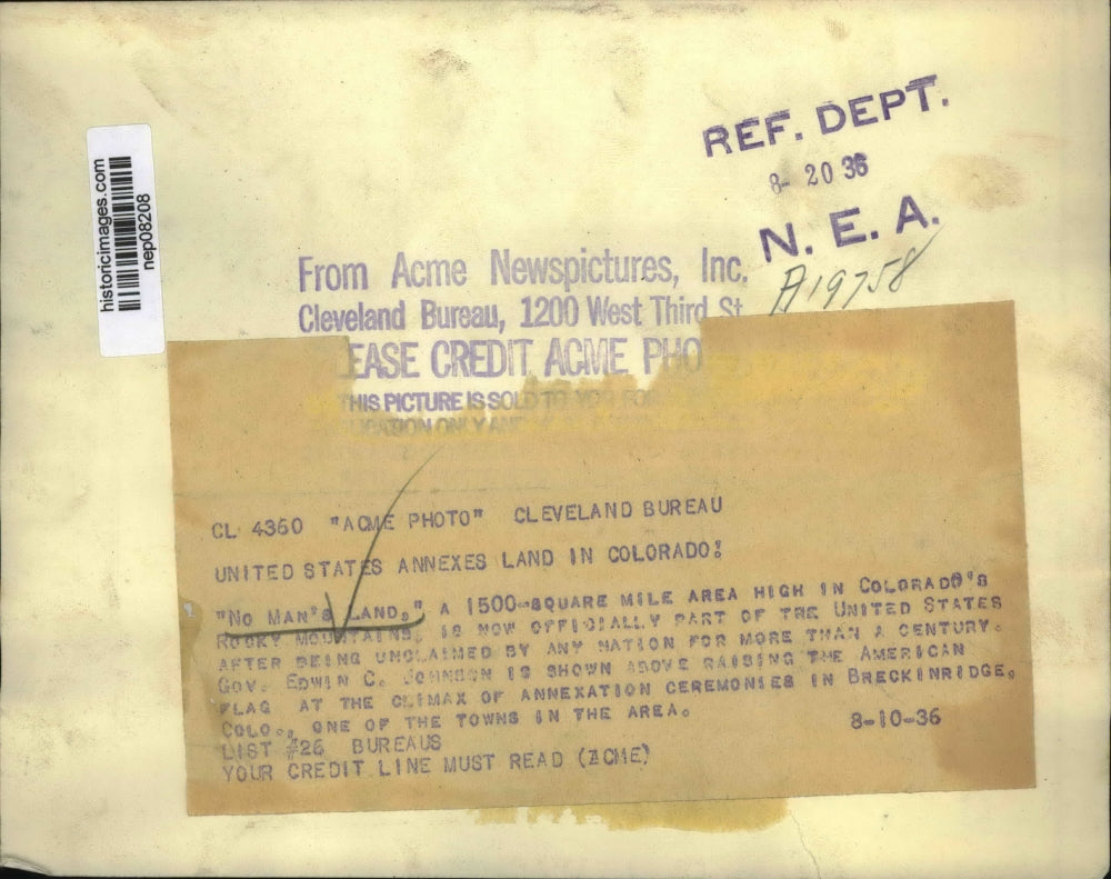 1936 Press Photo Governor Edwin Johnson Raises Flag on Colorado "No Man's Land"