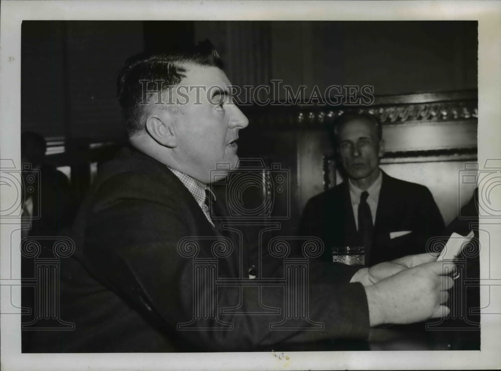 1937 Press Photo Henry M Lewis Testified at Hearing of Senate Civil Liberties