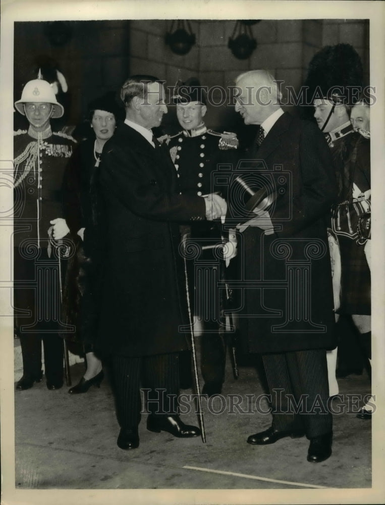 1937 Press Photo Secretary of State Cordell Hull Welcomes Lord Tweedsmuir