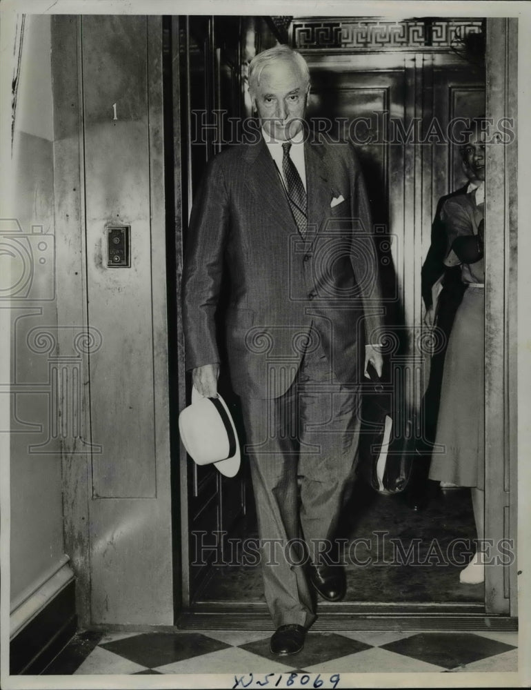 1939 Press Photo Secy of State Cordell Hull Heads to State Department Office