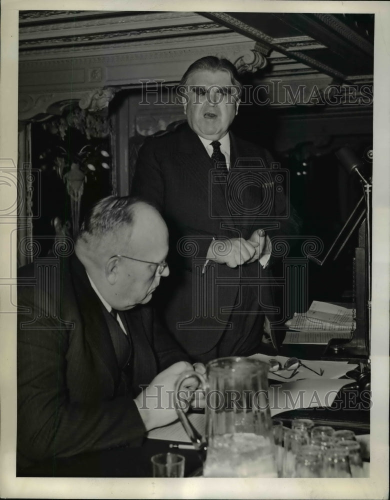 1941 Press Photo John L. Lewis Addresses Joint Meeting of Mine Workers at Hotel