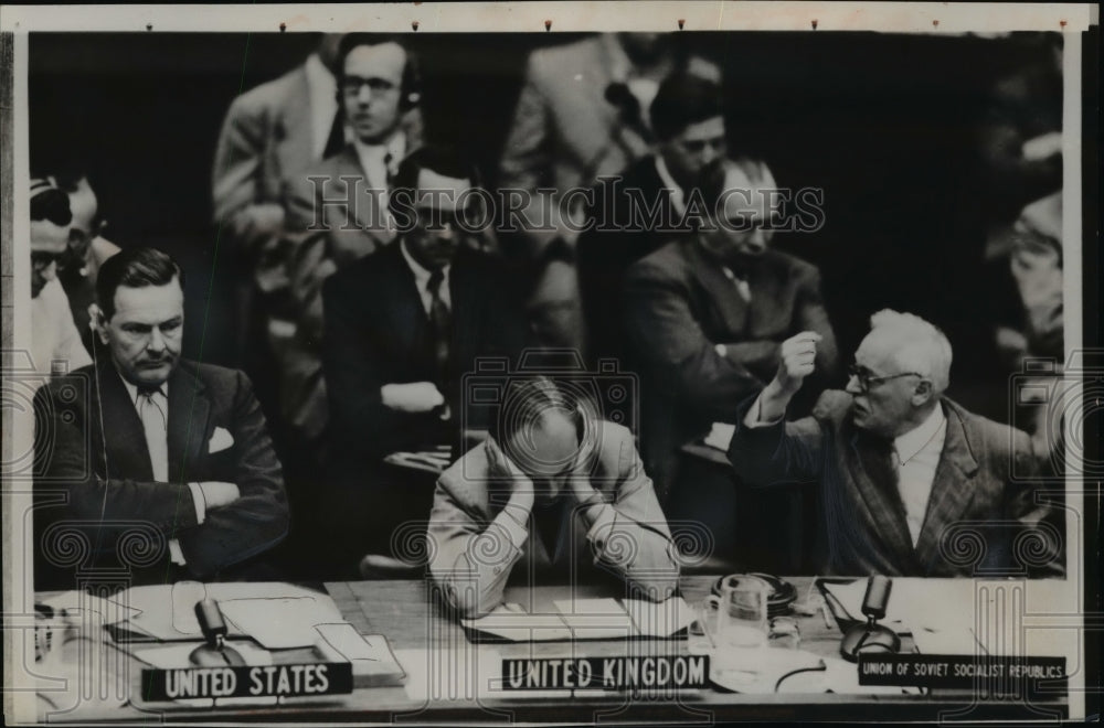 1953 Press Photo Andrei Vishinsky Spouts Anti-US Propaganda at UN - nep08523