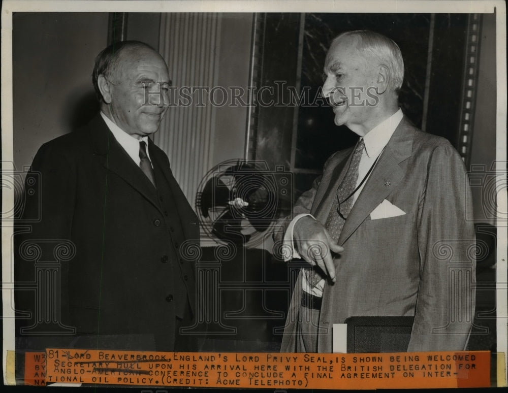 1944 Press Photo Eng's Lord Privy Seal Welcomes Secy Hull Upon Arrival