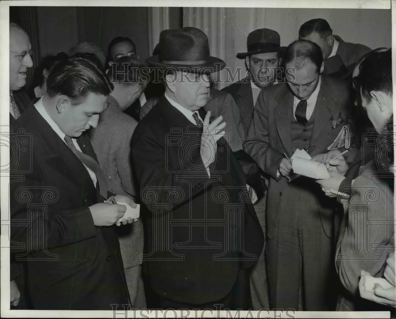 Load image into Gallery viewer, 1941 Press Photo John Lewis Announces Termination of Negotiation Conversations
