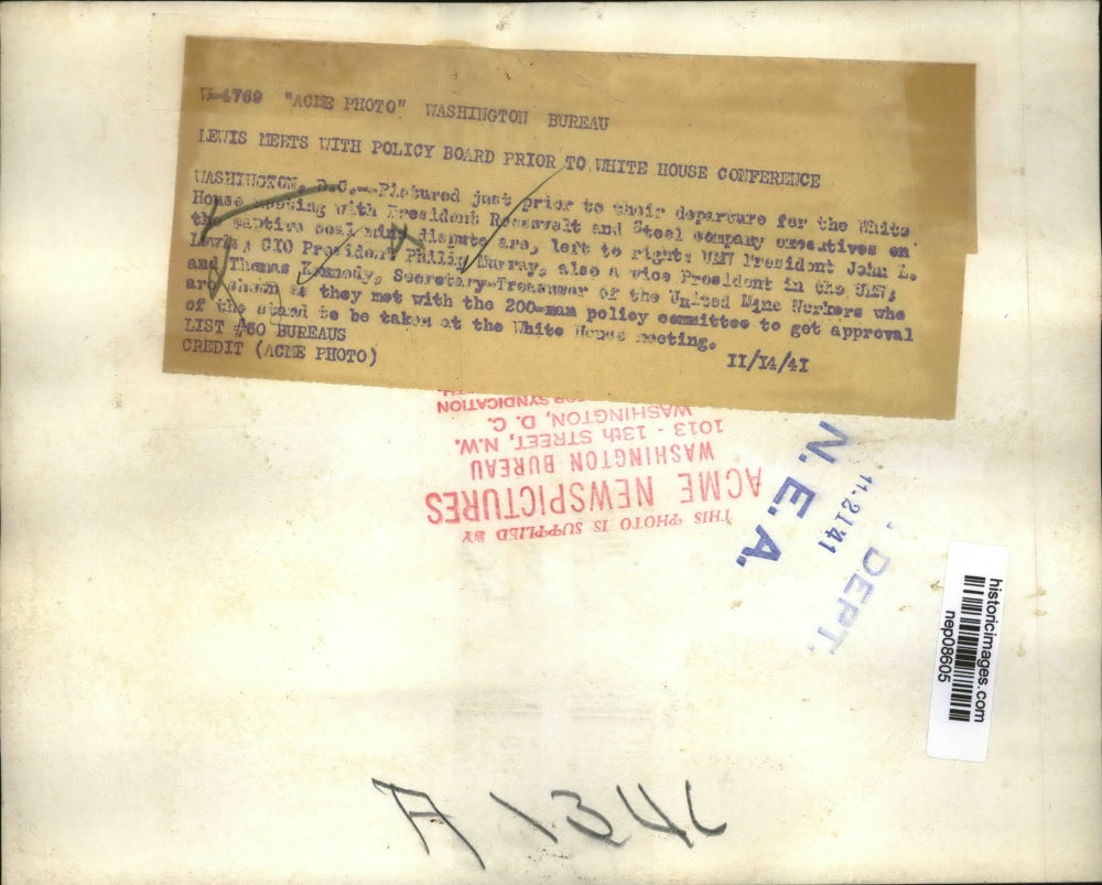 1941 Press Photo Lewis Meets with Policy Board Prior to White House Conference