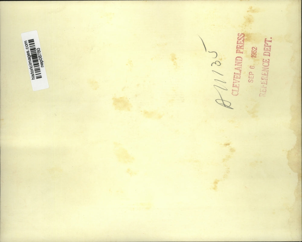 1952 Press Photo Adlai Stevenson, Wilson Wyatt Wave from Plane, Springfield IL