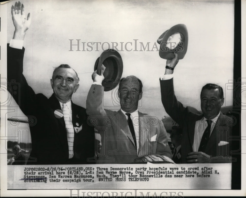 1956 Press Photo Adlai Stevenson and Democratic Candidates Arrive in Portland
