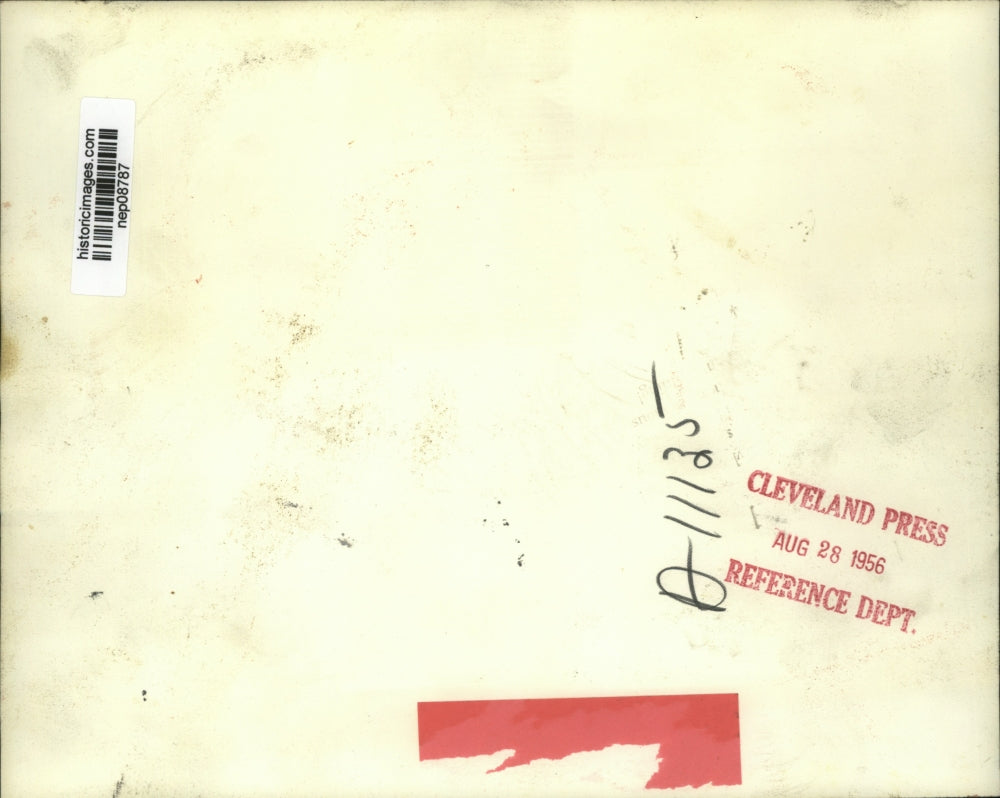 1956 Press Photo Miss Ortiz Kisses Adlai Stevenson on Cheek, Santa Fe, NM